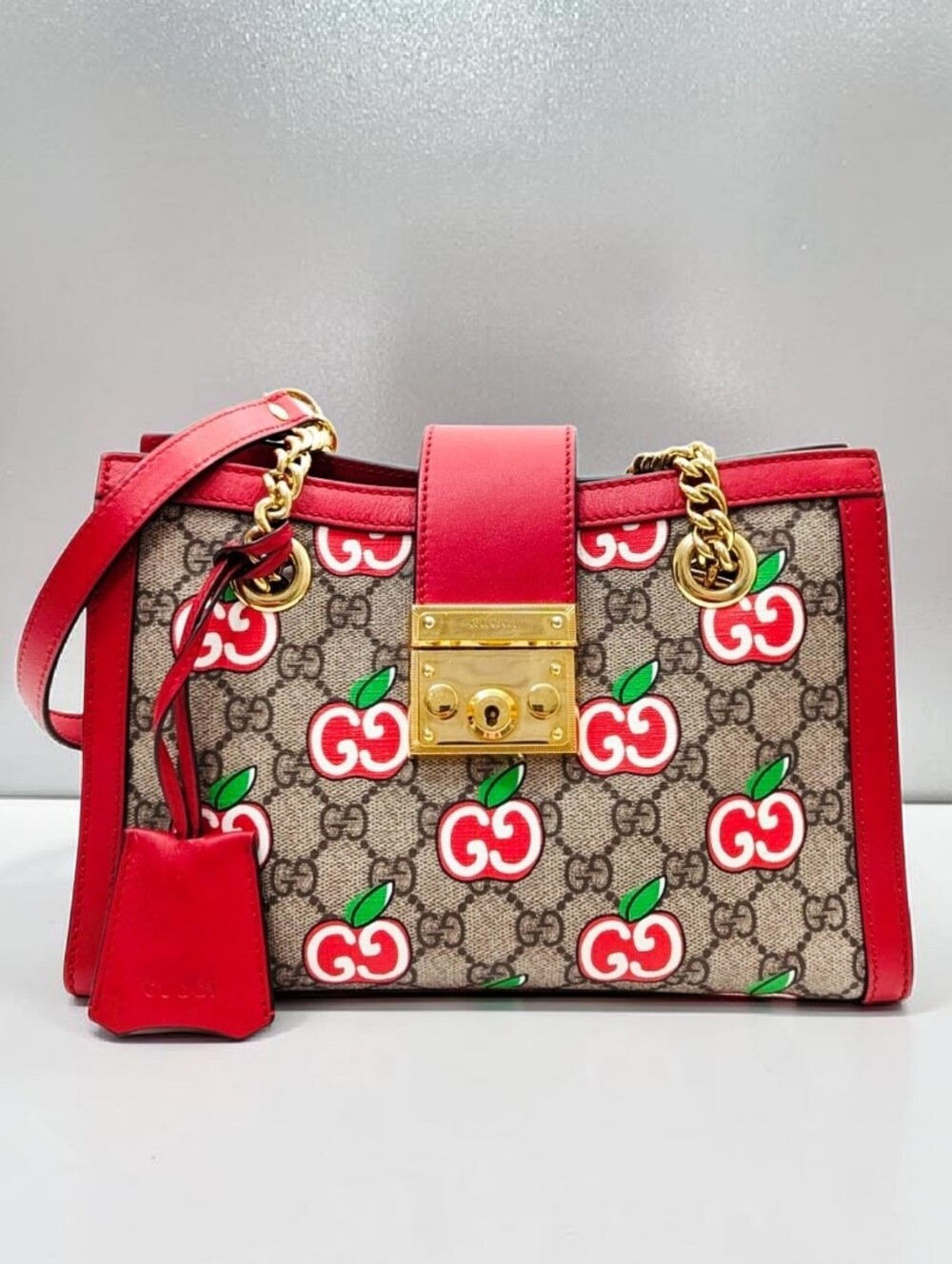 Gucci Limited Edition Padlock Small GG Supreme Apple Bag Shoulder Bag - Picture 14 of 14